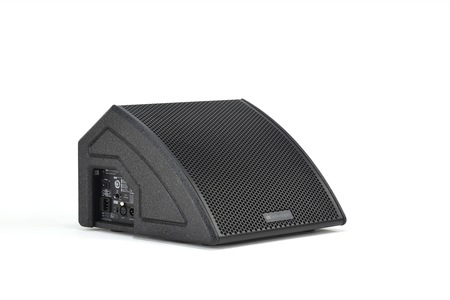 Image principale du produit FMX 10 dBTechnologies – retour de scène actif coaxial 10’’ 800W 125dB