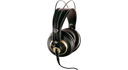 Image principale du produit AKG K240 STUDIO casque semi-ouvert circum aural 55 ohms