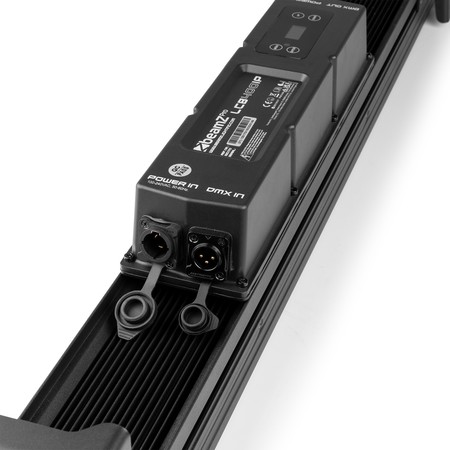 Image nº7 du produit LCB400IP BeamZ Pro – Barre led wash RGB et blinder IP65