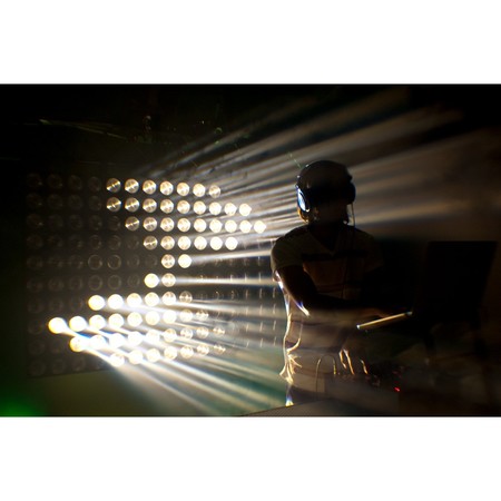 Image nº3 du produit Matrix Beam American DJ LED 25x3W Blanc Chaud