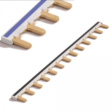 Image principale du produit Peigne d’alimentation réversible 63 A 13 modules