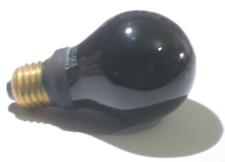 Image principale du produit LAMPE inactinique chambre noire Fisher E27 PF710E 220V 15W vert jaune