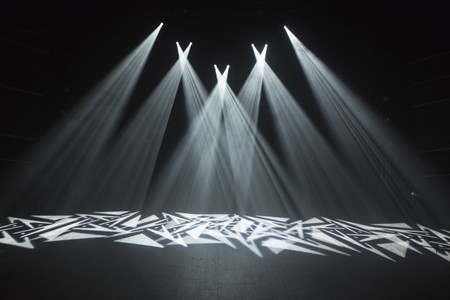 Image nº14 du produit Phantom 65 Spot Showtec - Lyre spot led 65W