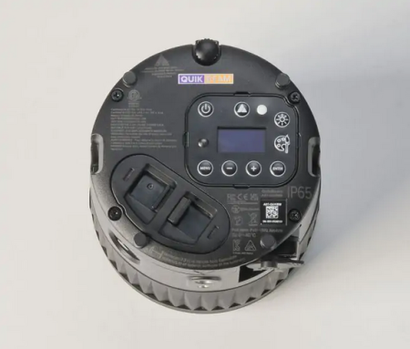 Image nº7 du produit QUIKBEAMBAT Astera QuikBeam sur batterie - Projecteur LED Compact RGBMA 20W IP65 CRMX PoE