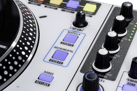 Image nº7 du produit Rane One MKII - Contrôleur DJ motorisé 2 voies