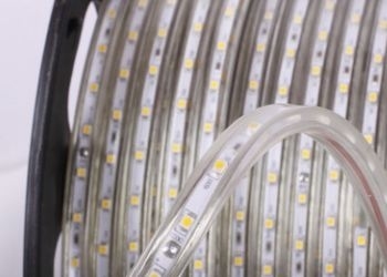 Image principale du produit Ruban de LED 230V IP68 RVB 60 led/m prix au mètre