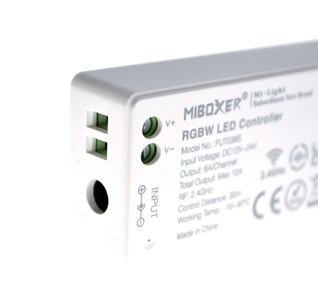 Image secondaire du produit Recepteur RF pour ruban de led RVBW 12A série 4 zones