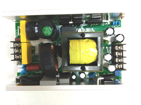 Image secondaire du produit Carte alimentation 24V 12.5A 300W pour lyre Wash 36 x 10 W RGBW