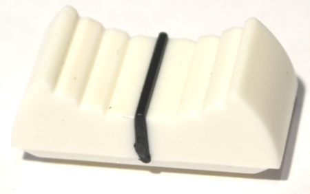 Image principale du produit Bouton de fader pour console Yamaha Soundcraft presonus 24 X 11mm insert 4mm Blanc