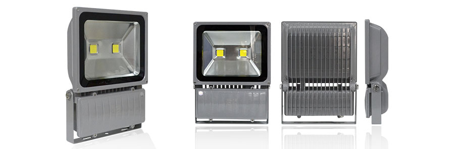 Image principale du produit projecteur exterieur gris Led 80W blanc chaud 3000K IP65