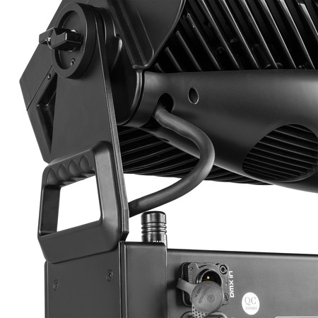 Image nº10 du produit Starcolor 5410Z BeamZ Pro - Projecteur led 36x15w RGBW avec zoom 7 - 58° IP65