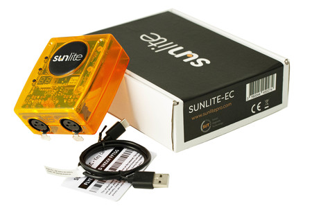Image principale du produit Sunlite-EC interfacte Suite 3 et Suite 2 economy class 2 univers DMX