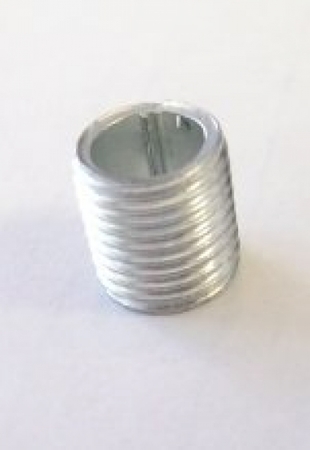 Image principale du produit Tige filetée 10mm zingué  creuse M10X1 pour fixation douille